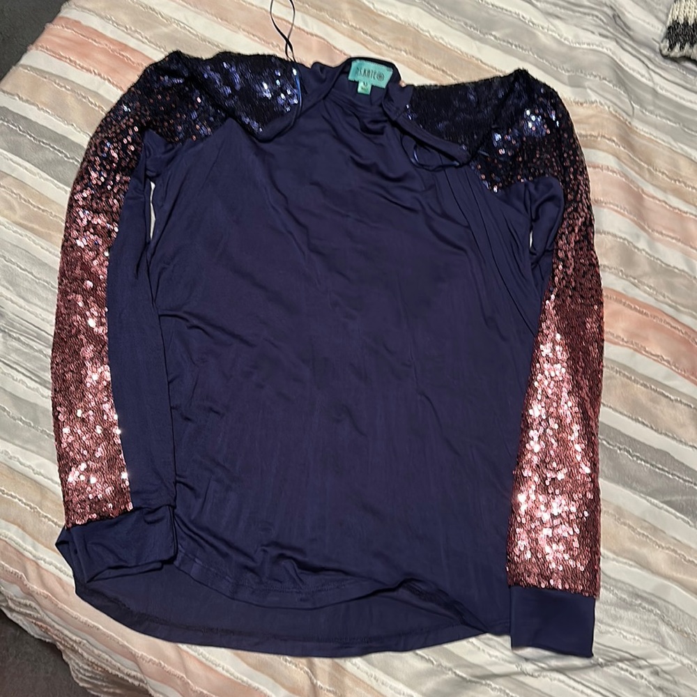 Sequin long sleeve top